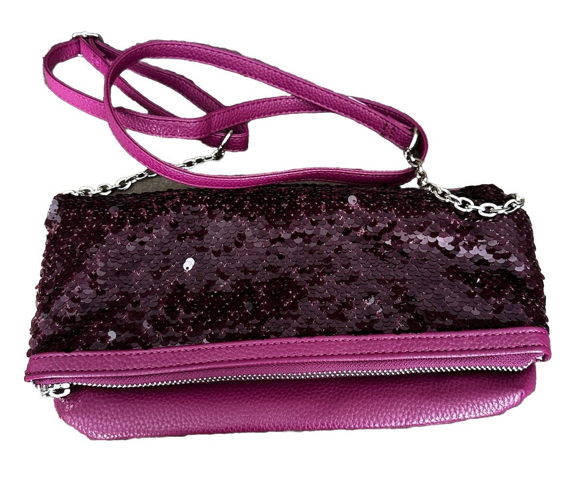 Clutch In Crushed Berry Pebble Preowned Thirty-One Forever Fold Over