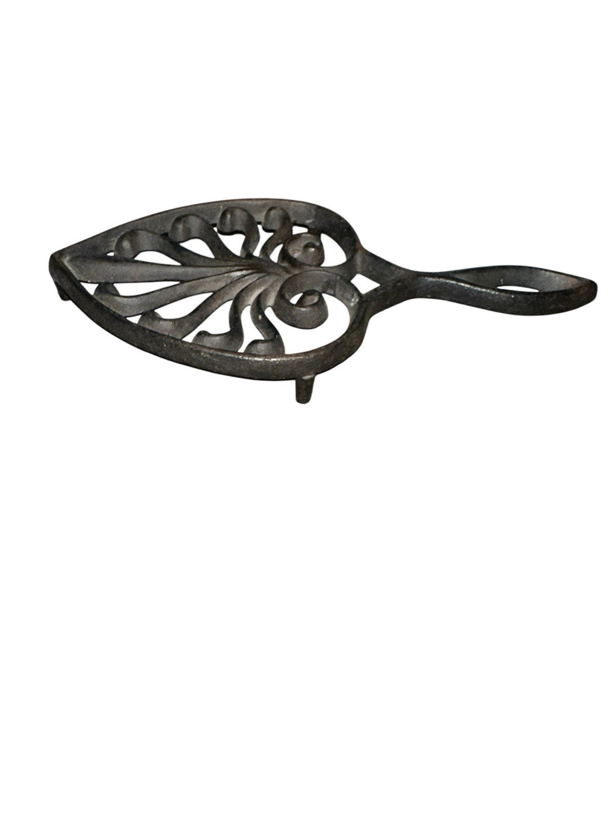 Cast Iron Heart Scroll Sad Iron Footed 9" Trivet Kitchen 262 Ornate Vintage
