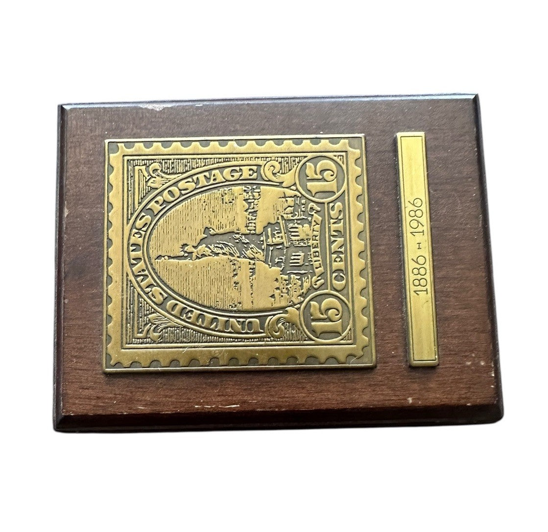Avon Statue of Liberty 15 Cents Stamp Wood Plaque Wall Decor 1986 Vintage