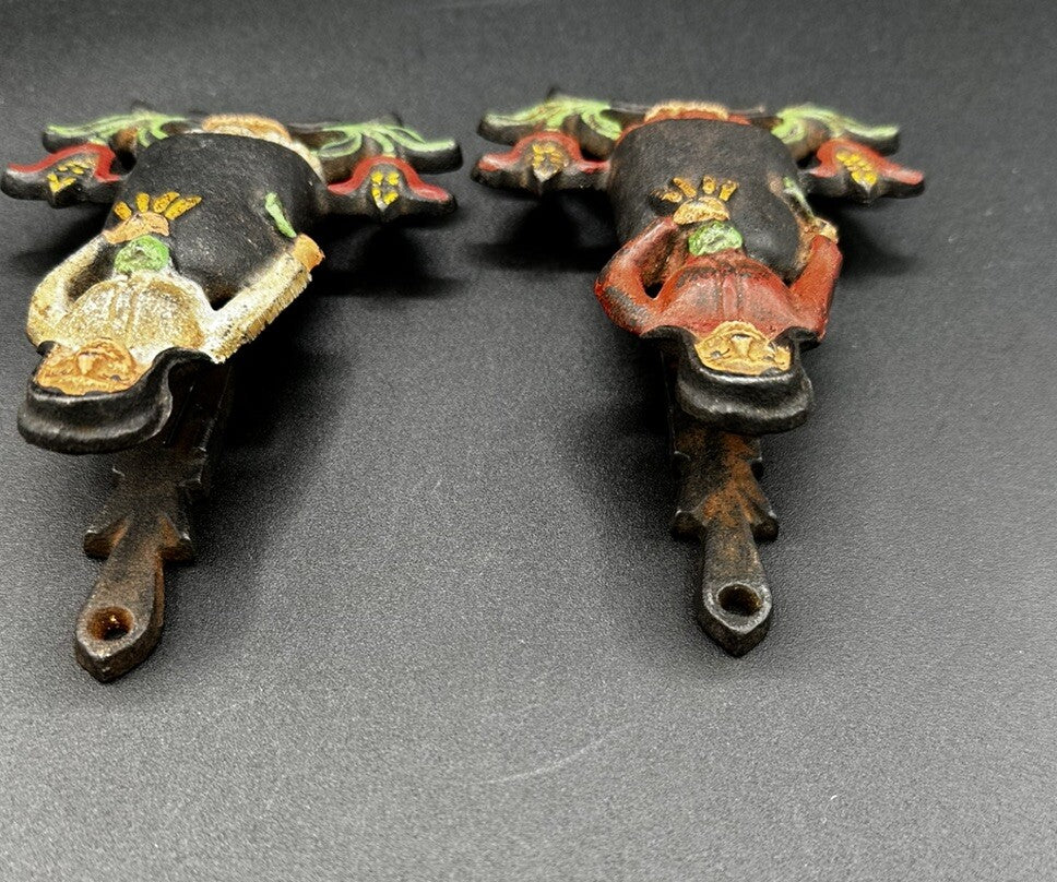 Cast Iron Amish Women Letter or Note Vintage Hanger Holders Wilton