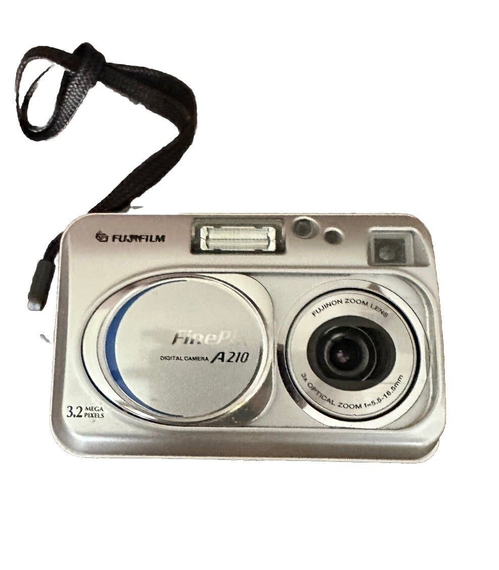 Camera Digital Fujifilm FinePix A Series A205 2.0MP Silver Tested Works