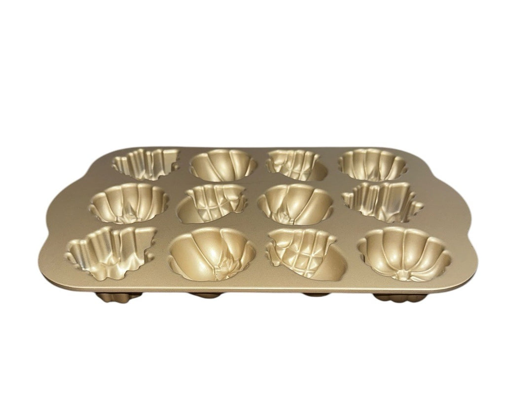 Cakelette Pan Nordic Ware Autumn Delights