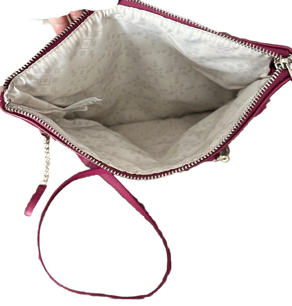 Clutch In Crushed Berry Pebble Preowned Thirty-One Forever Fold Over