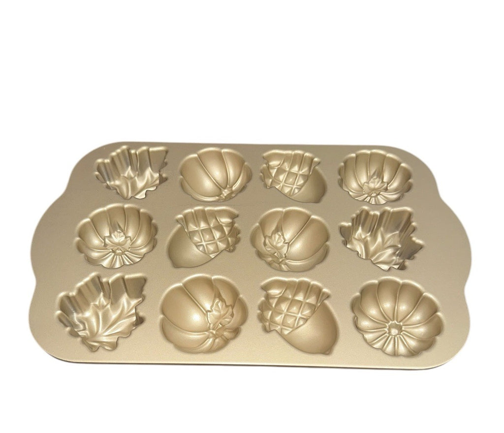 Cakelette Pan Nordic Ware Autumn Delights