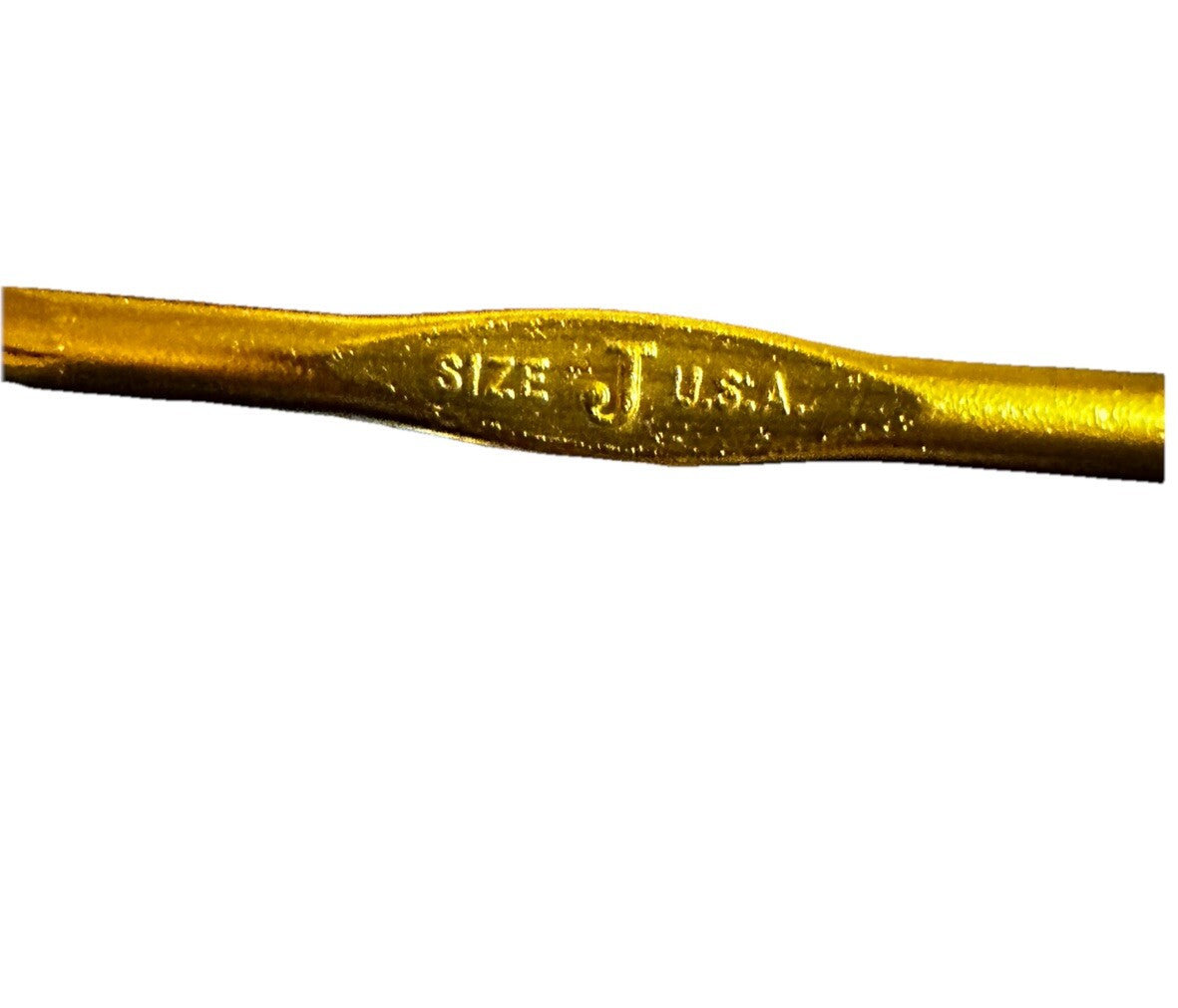 Crochet Hooks Set of 8 Individually Marked D-K Hard Plastic Case Boye Aluminum