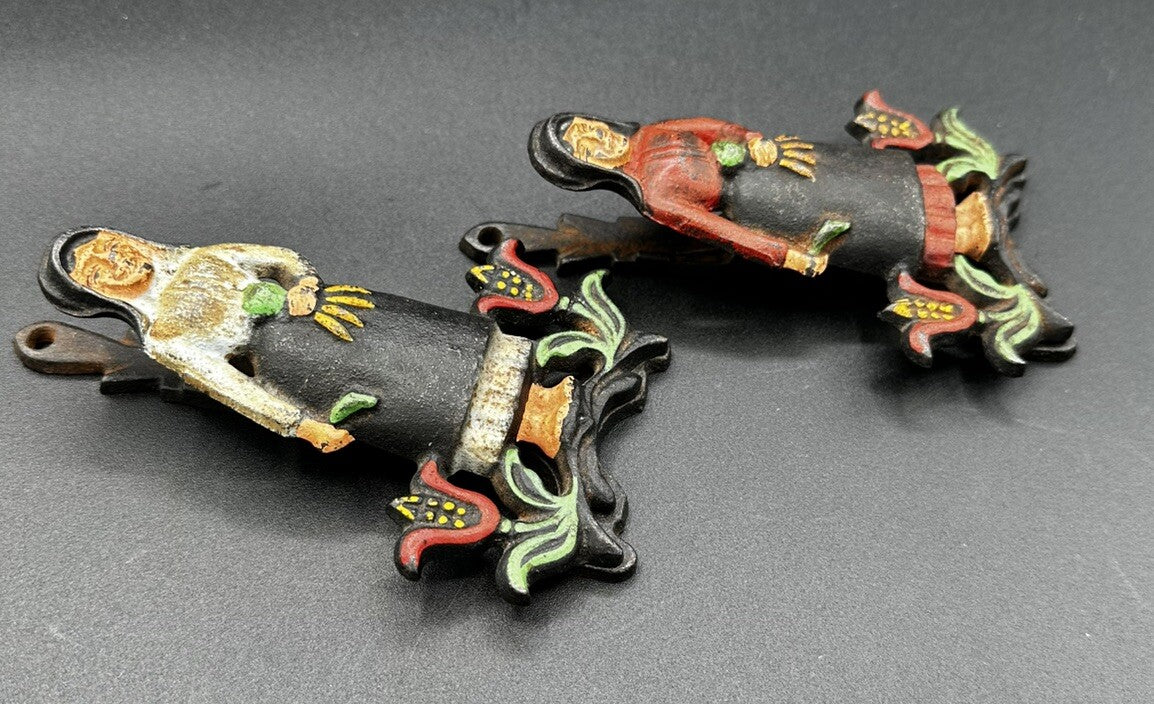 Cast Iron Amish Women Letter or Note Vintage Hanger Holders Wilton