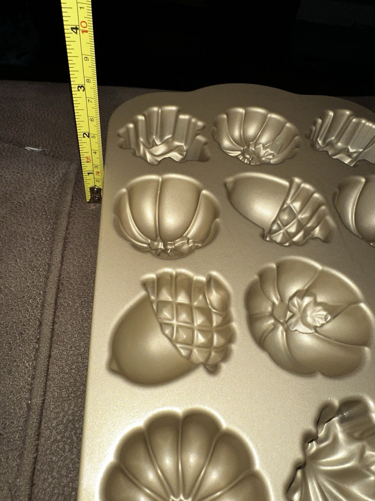 Cakelette Pan Nordic Ware Autumn Delights