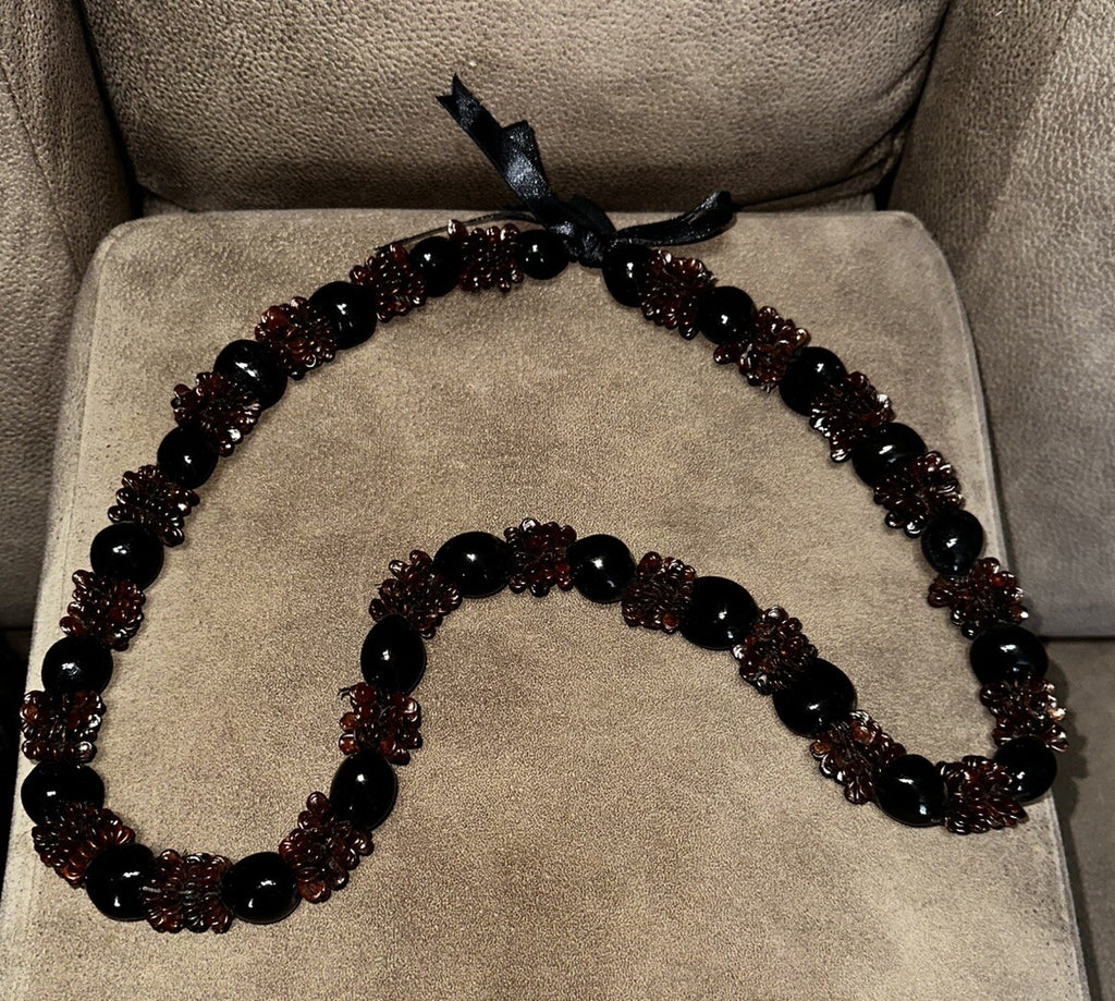 Kukui Nut Of Paradise Island Necklace 18” Brown Strung Nuts & Seeds
