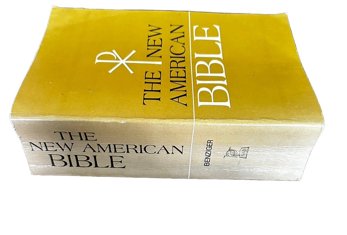 Bible American 1968 NAB Catholic Church Holy Prayer Book Mass Scripture Vtg