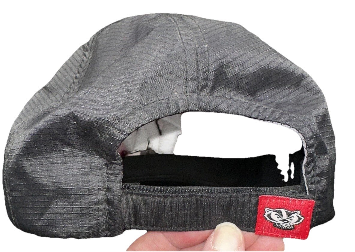 Wisconsin Badgers Mens Baseball Hat Strapback Cap Red NCAA Football College