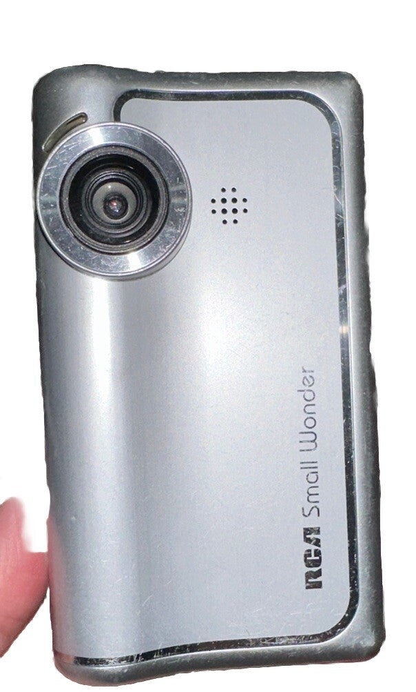 Camera RCA Small Wonder Digital Silver USB Connector Vintage