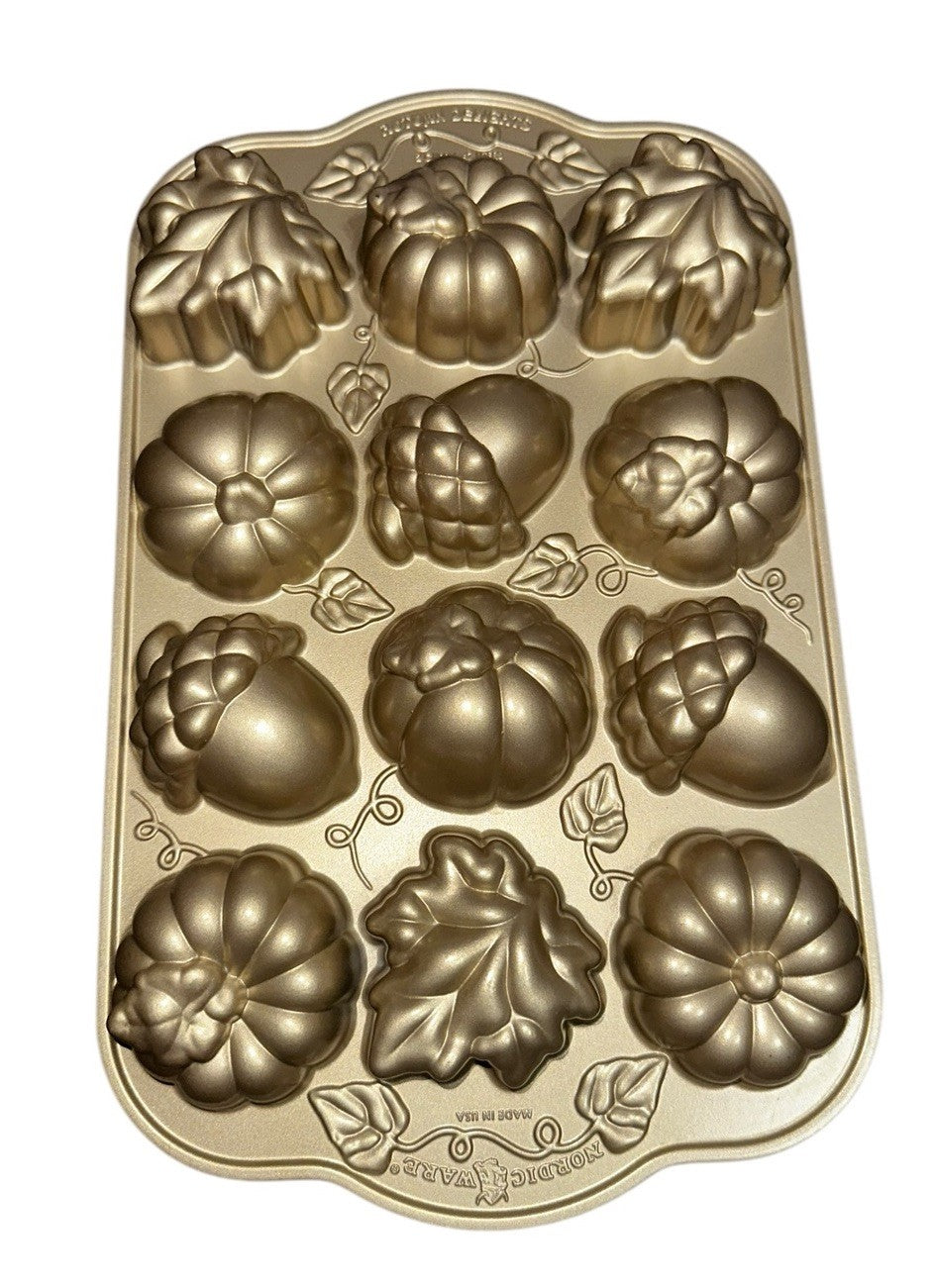 Cakelette Pan Nordic Ware Autumn Delights