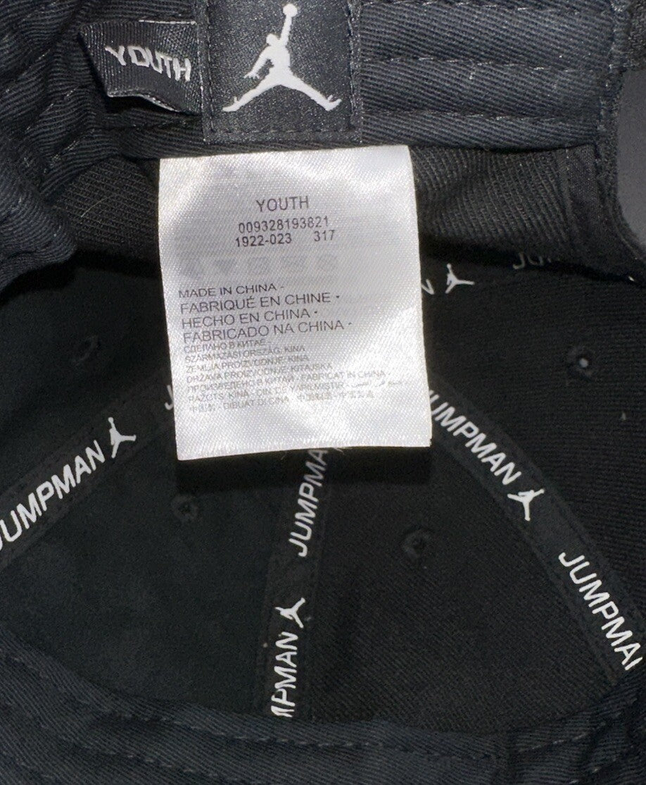 Air Jordan Youth Black Adjustable Baseball Hat Preowned