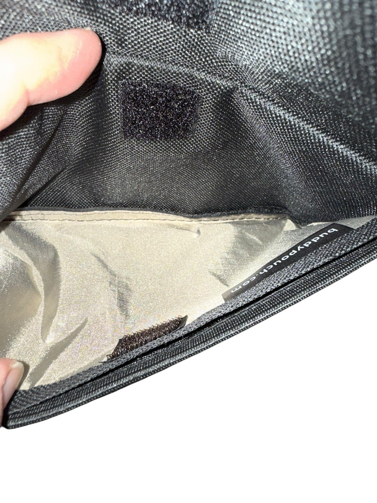 Buddy Pouch Water Resistant Magnetically Attaches Black