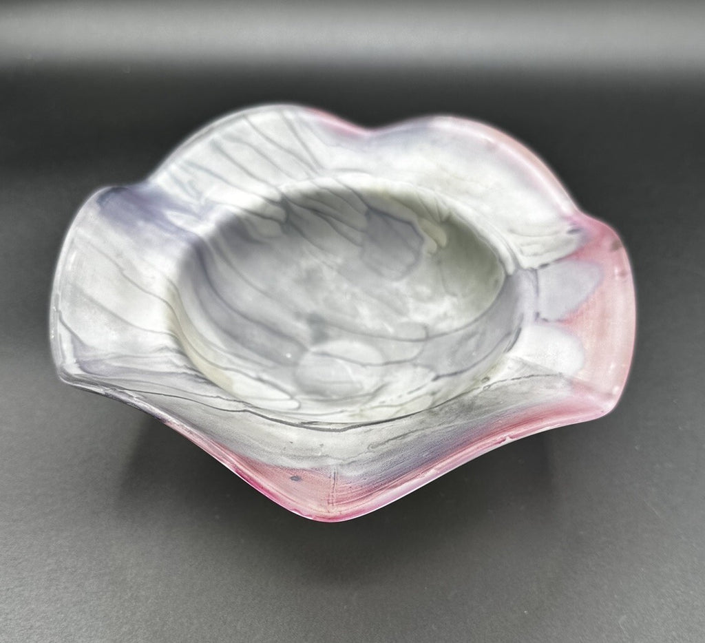 Bowl Purple Pink Drip Rueven Nouveau  Art Glass Scalloped Edge Vintage