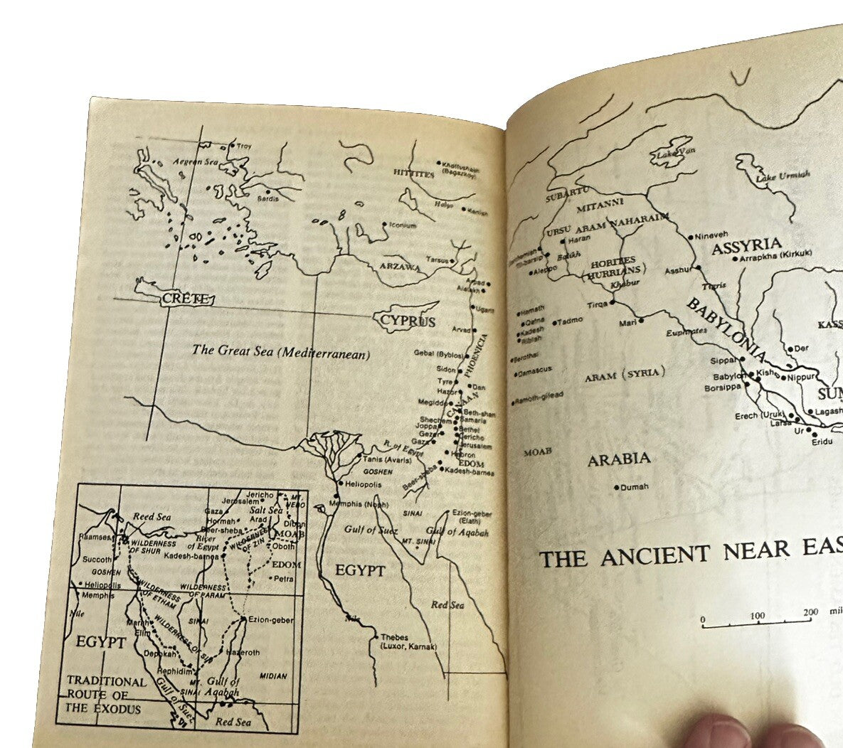 Bible American 1968 NAB Catholic Church Holy Prayer Book Mass Scripture Vtg