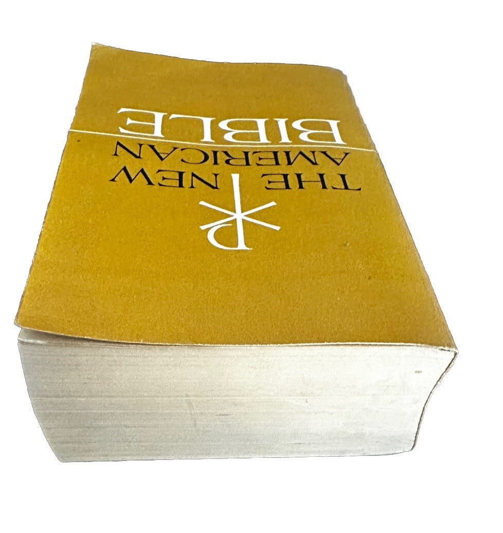 Bible American 1968 NAB Catholic Church Holy Prayer Book Mass Scripture Vtg