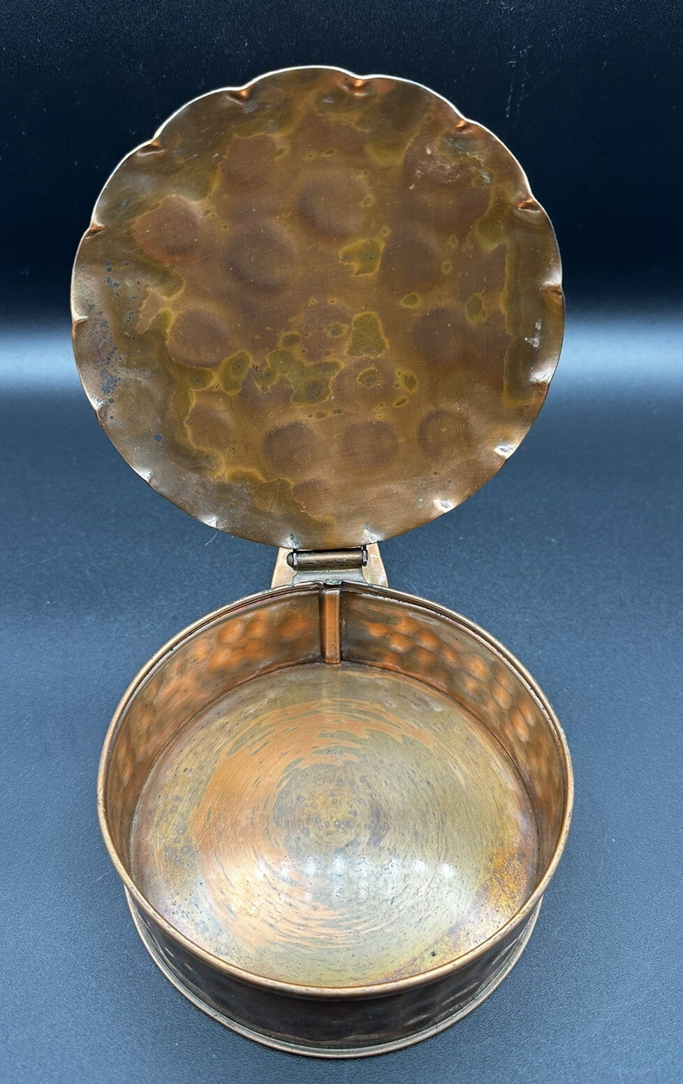 Crumb Catcher Gregorian Silent Butler Flip Top Solid Copper Vintage