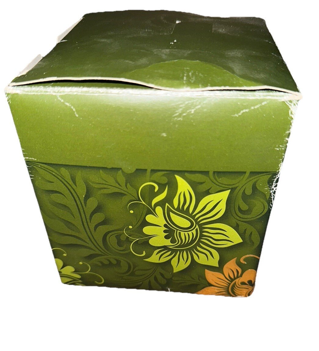 Candle Wasabi Pear Essenza 13.5 oz Fragrance Spa Pure Essential Oil W/Box New