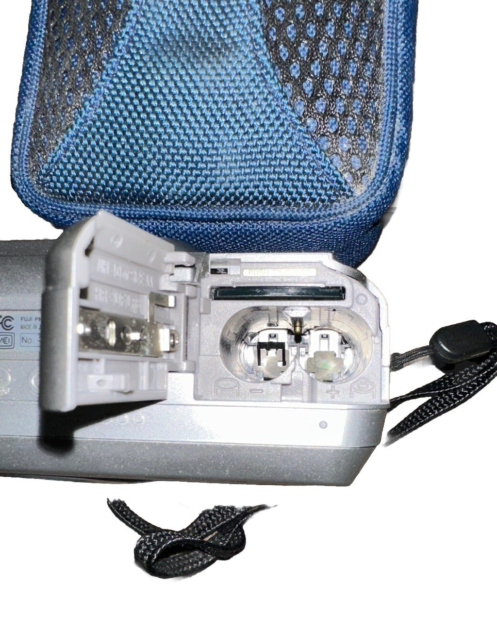 Camera Digital Fujifilm FinePix A Series A205 2.0MP Silver Tested Works