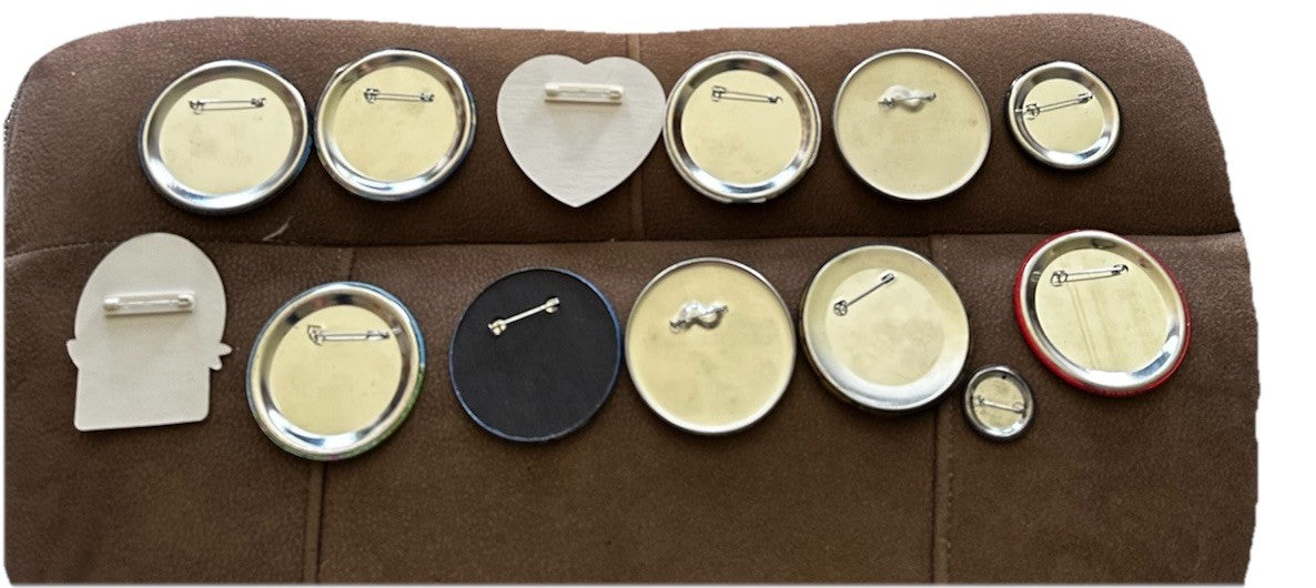 Buttons Of Disney Pinback Home Video Announcements. Preowned (52)