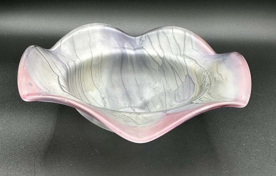 Bowl Purple Pink Drip Rueven Nouveau  Art Glass Scalloped Edge Vintage
