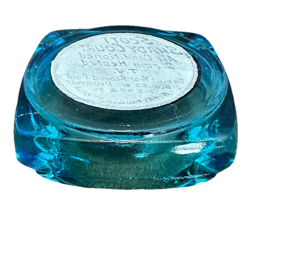Ashtray Winnemuccas Nevada US 40 & 95 Scott Shady Court Blue Glass Vintage